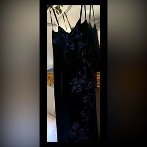 Vintage finesse u.s.a velvet royal blue formal dress with slit size small. Soft